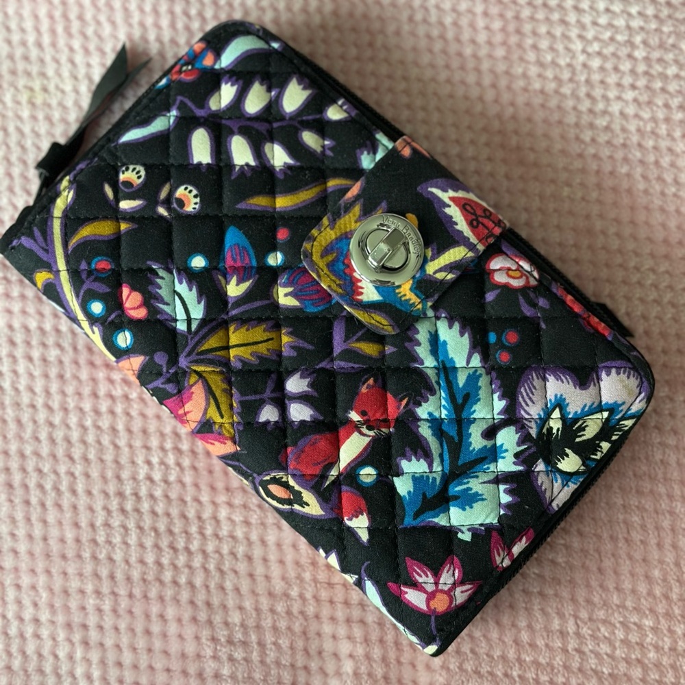 Vera Bradley Turn lock wallet